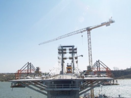 Al doilea pod peste Dunăre, construit în proporţie de 81%